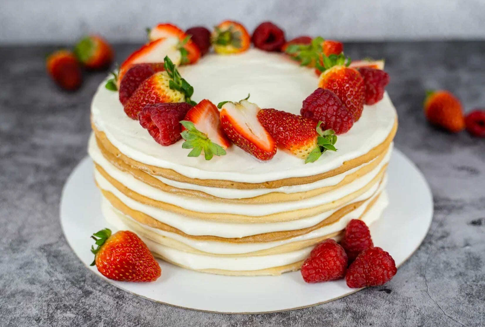 Украшение тортов: техники для профессионального вида